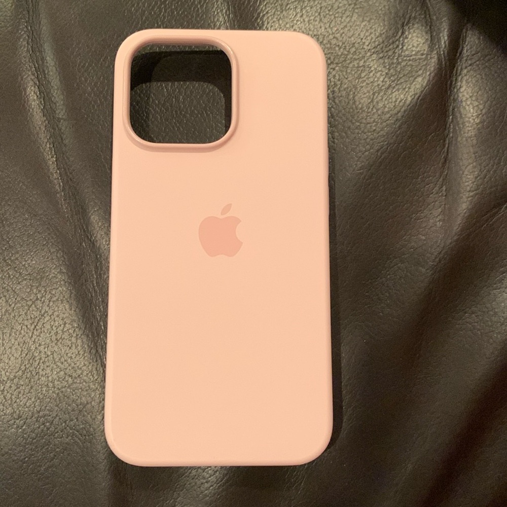 Apple iPhone 13pro MagSafe silicone case.  In mint condition.